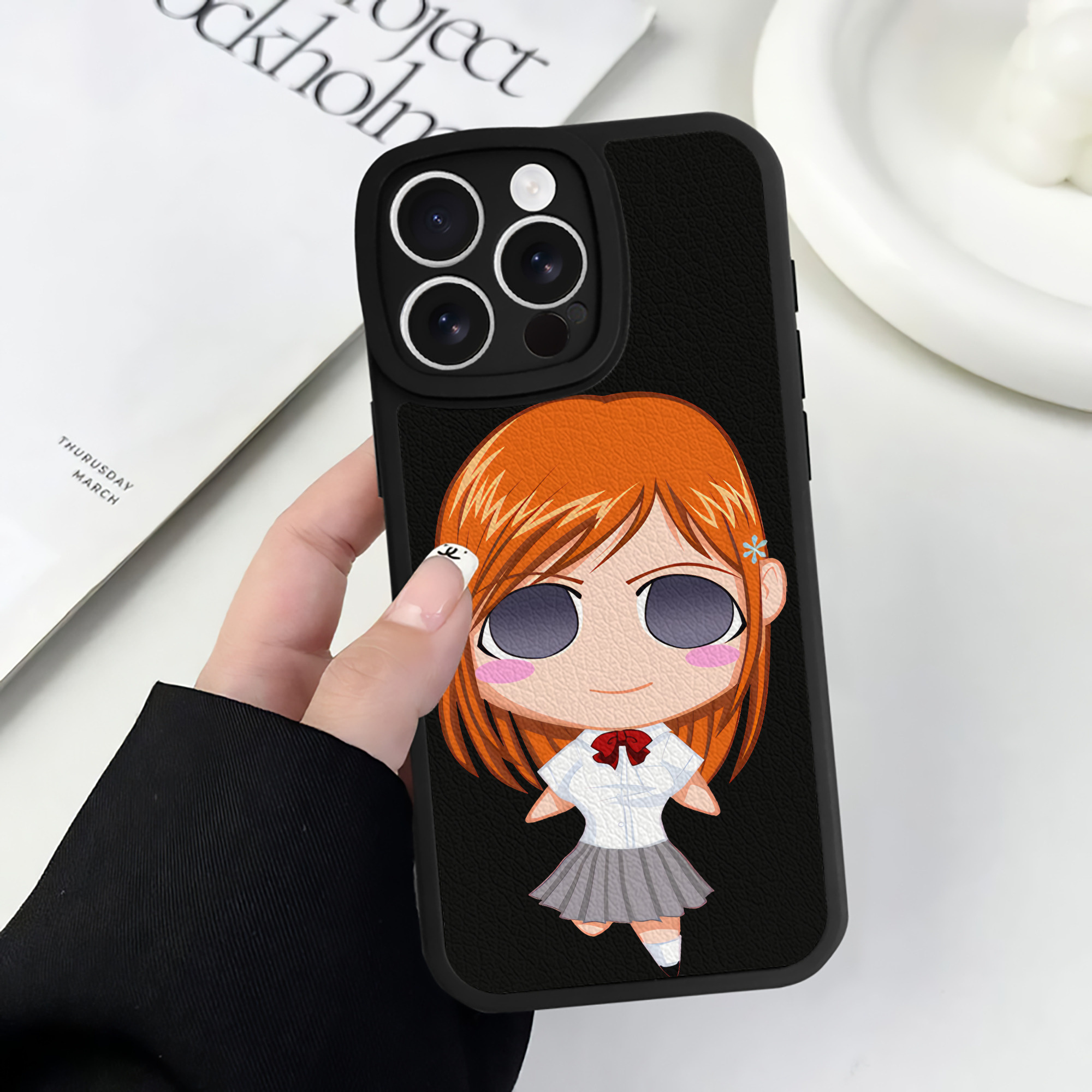 （画像用） ブリーチ 井上織姫（いのうえおりひめ） BLEACH Inoue Orihime 【iPhone 16シリーズ対応】シリコンスマホケース（レザー調） 材質：シリコン